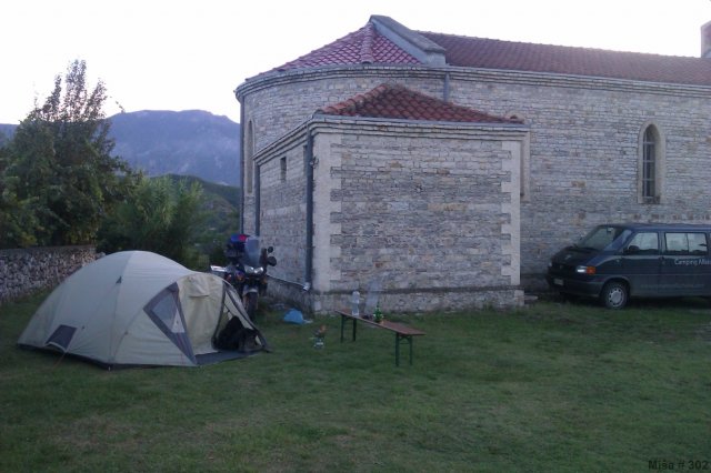 Albánií křížem krážem